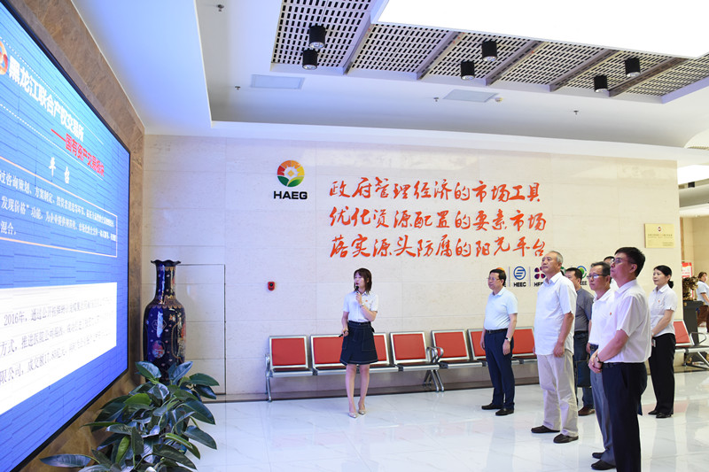 DSC_7227_巡回指导组了解企业发展情况.jpg